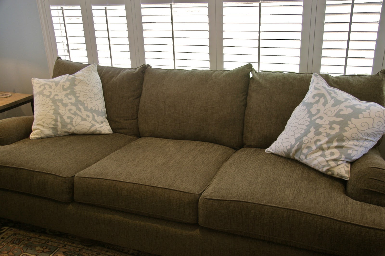 Life Behind the Ivy: couch