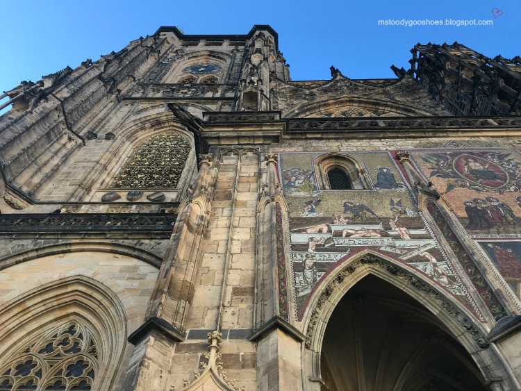 Magnificent St. Vitus Cathedral in Prague| Ms. Toody Goo Shoes #prague #stvituscathedral #danuberivercruise