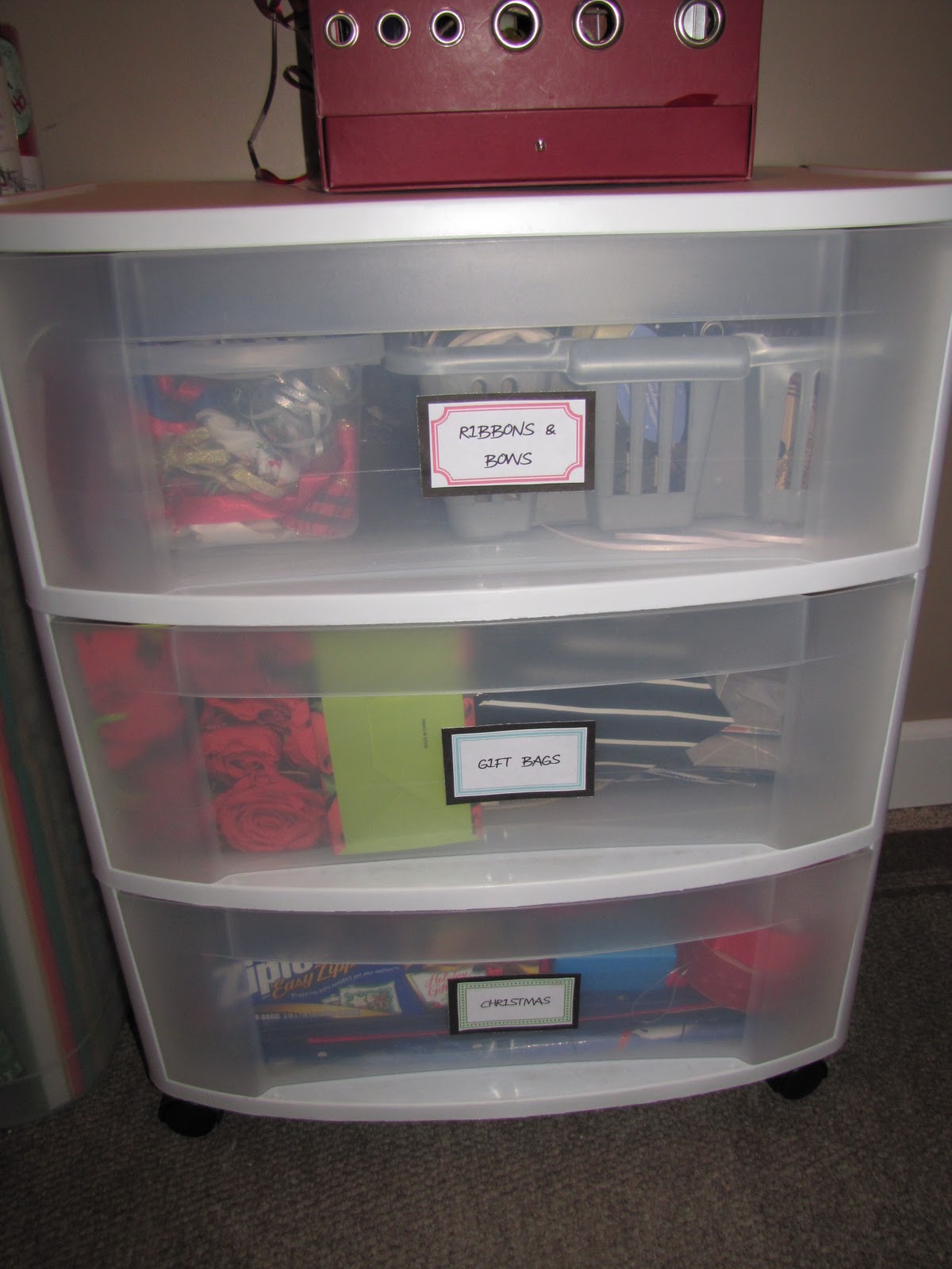 Sustainably Chic Designs ORGANIZATION Gift Wrap Station Weekly