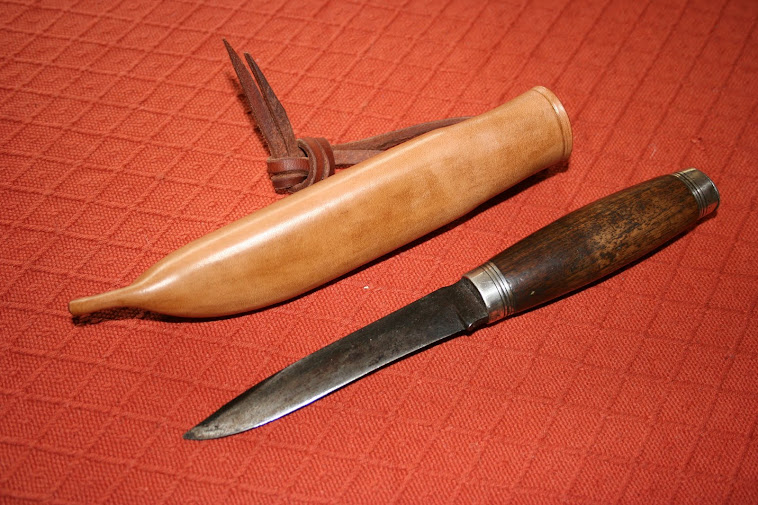 'Old' style sheath  for antique Thornhill knife.