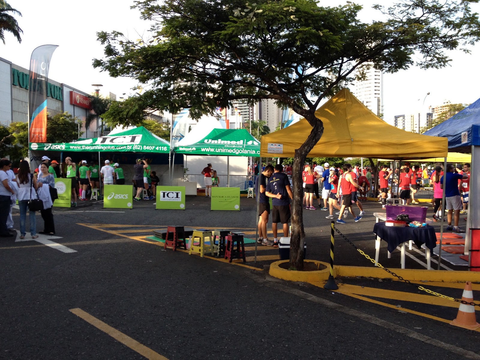 Companheiros de Corrida Track Field Run Series Flamboyant Goiania 2013