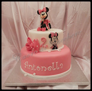 Minnie's Cake e biscotti per la piccola Antonella