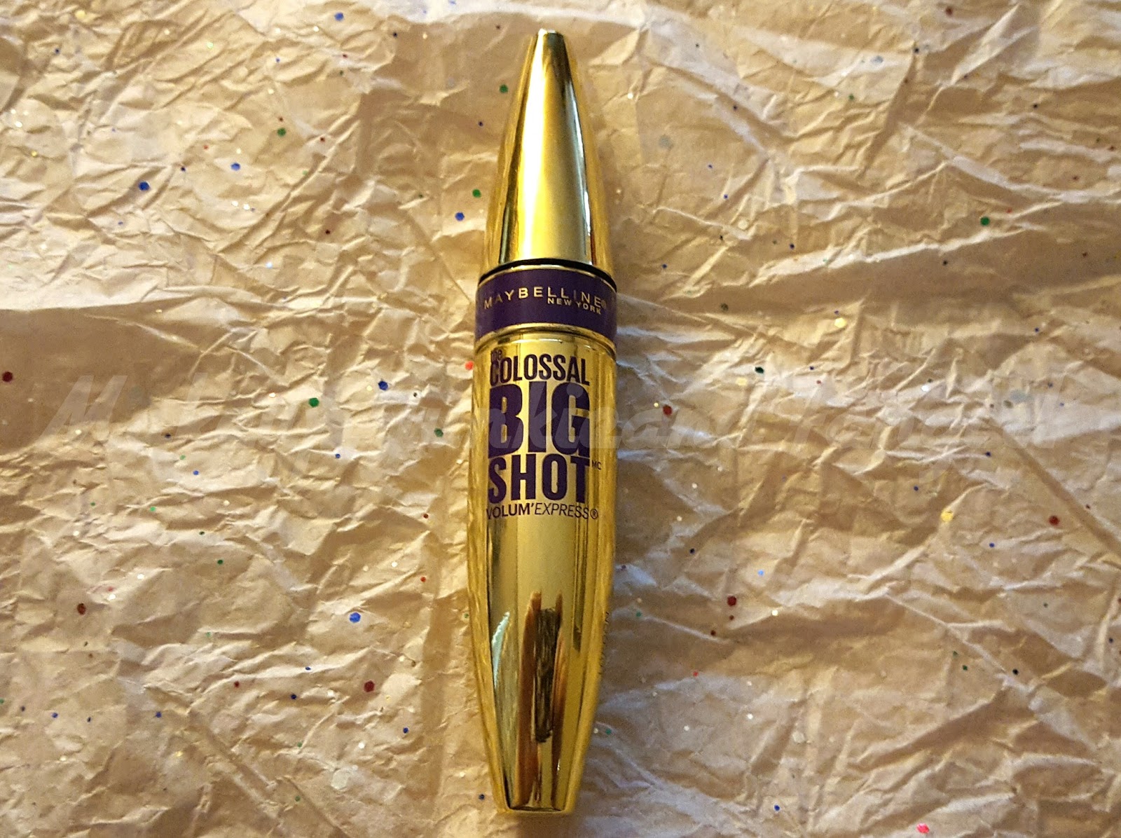 Makeup Junkie and Fangirl Reveiw Maybelline the Colossal Big Shot