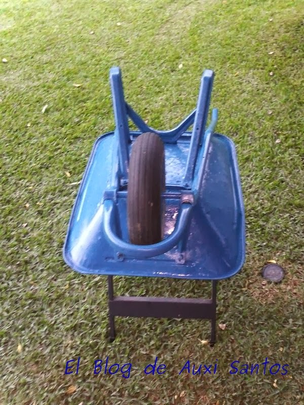 De carretilla de obra a jardinera | Bricolaje