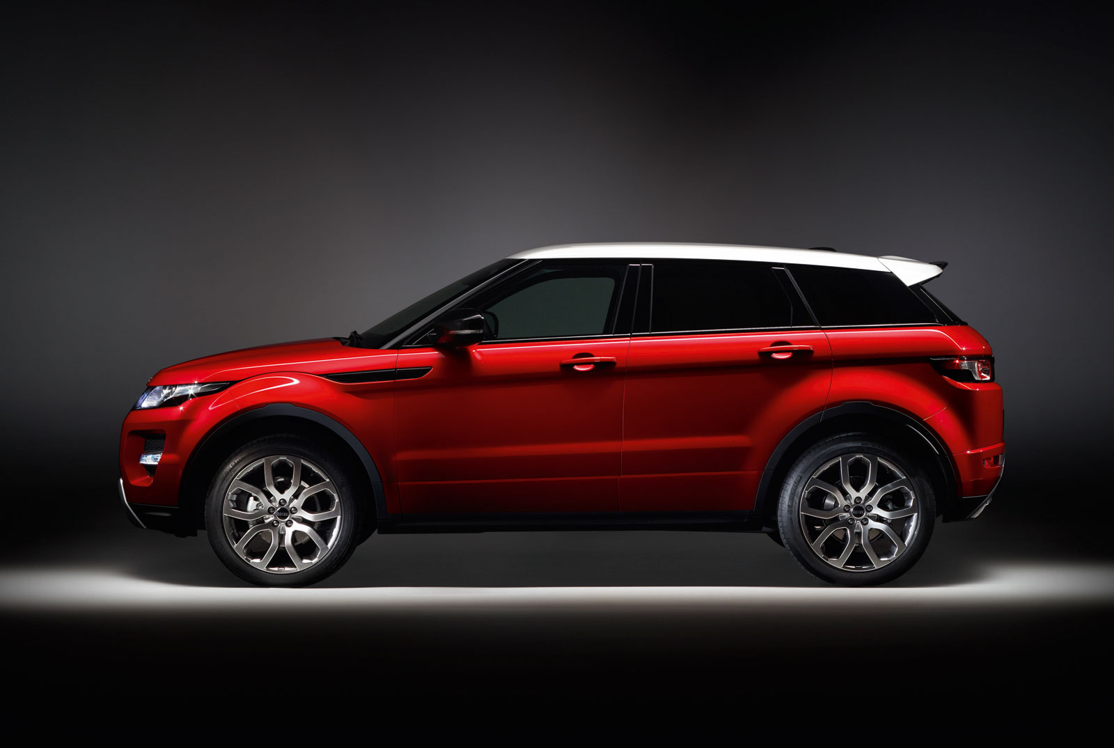 Kendall self drive: 2012 Land Rover Range Rover Evoque 5 Door Review