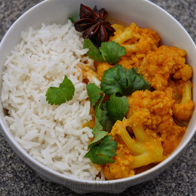 Simple Dish Curry z kalafiora