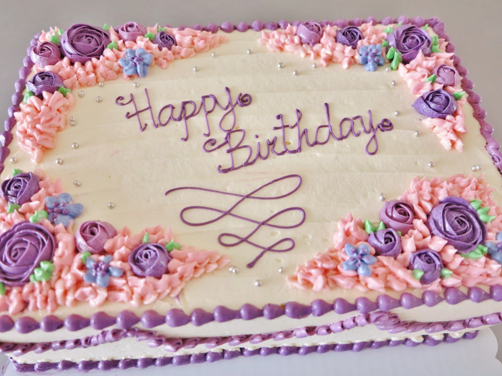 Dolcelli Food Specialties: Rectangular Birthday Cakes