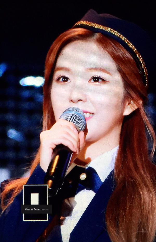 아이린 오늘 뮤뱅 제복 | 인스티즈