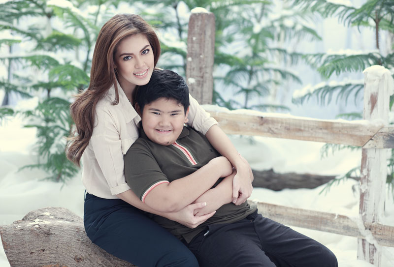 Style Narratives: Bench Holiday 2011 Ad campaign
Jake Ejercito And Georgina Wilson