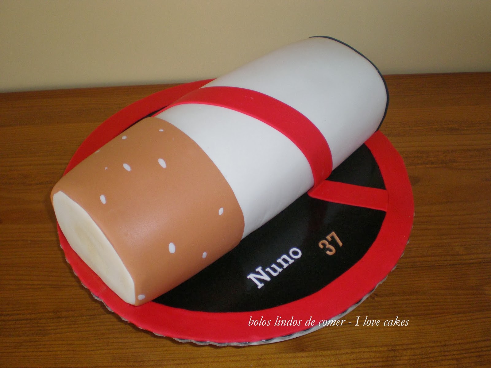 Bolos lindos de comer Bolo deixa de fumar / Stop smoking cake