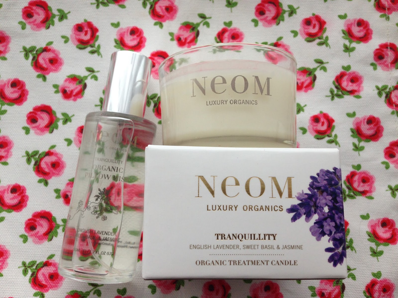 Review Neom Tranquillity Travel Candle and Pillow Mist Jen's Green Skin