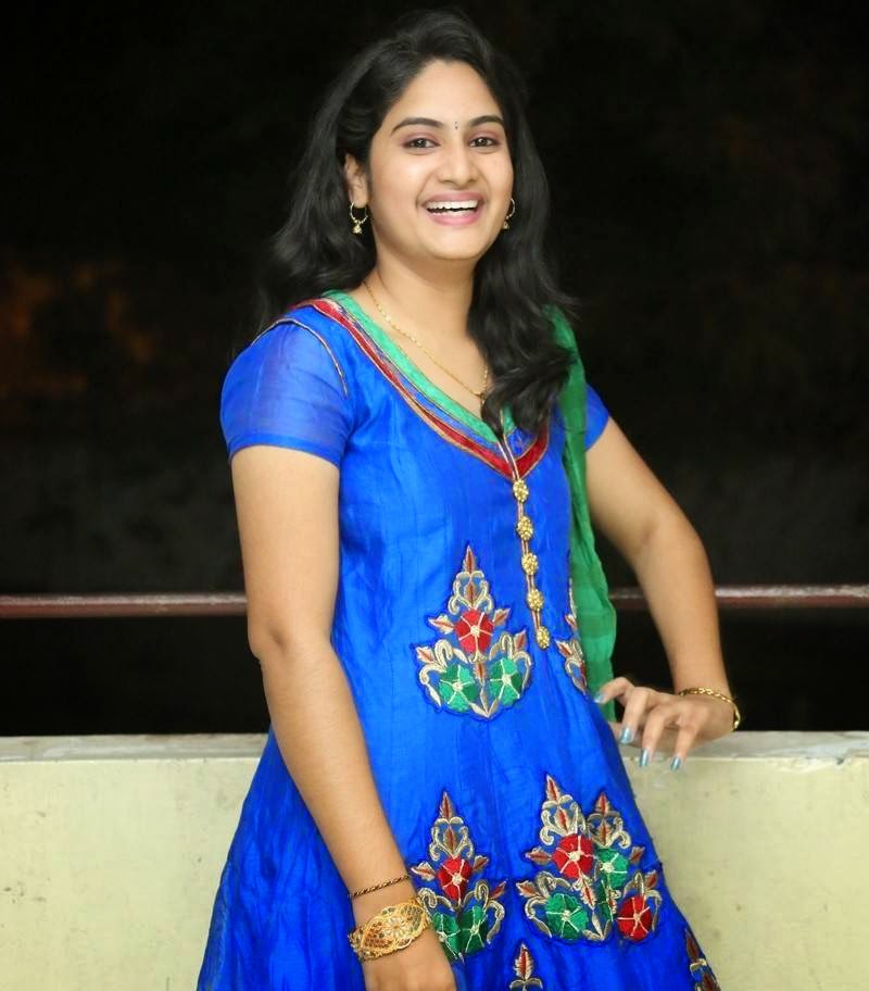 Krishnaveni Telugu Serial Actress Planlasopa
