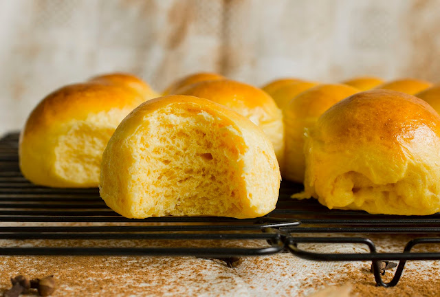 Bollitos De Calabaza Y Leche Condensada
