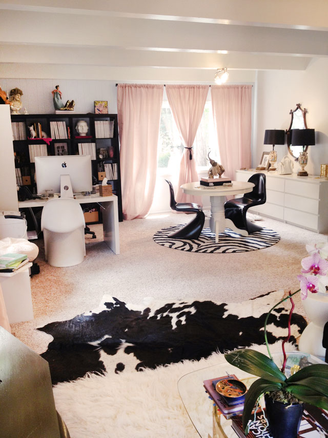 Home office sitting area, black, white, pink, gold