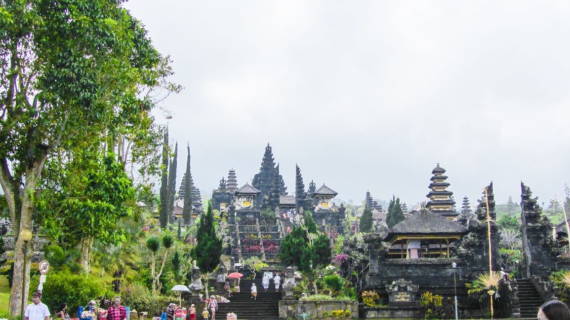 Pura Besakih, Karangasem Dulu, Tempat Wisata di Bali ini