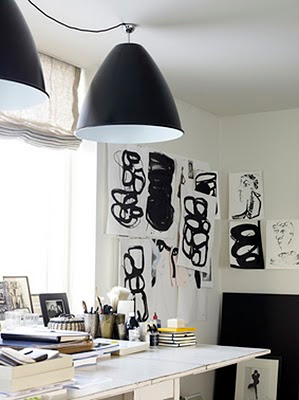 ιδέες διακόσμησης, συλλογή, εκθεση, διακοσμητικά είδη, φωτογραφιες, καπέλα, φωτιστικά, ασπρόμαυρη τέχνη , εργα τέχνης, πιάτο στον τοιχο, ανακυκλωμένα υλικά, decoration ideas, collection, exhibition, decorative items, photos, hats, lighting, black and white art, artwork, wall plate, recycled materials,