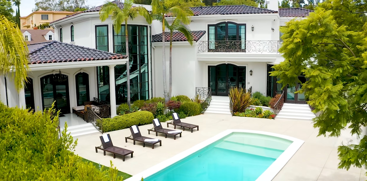 27 Interior Design Photos vs. Tour 1124 Marilyn Dr, Beverly Hills, CA