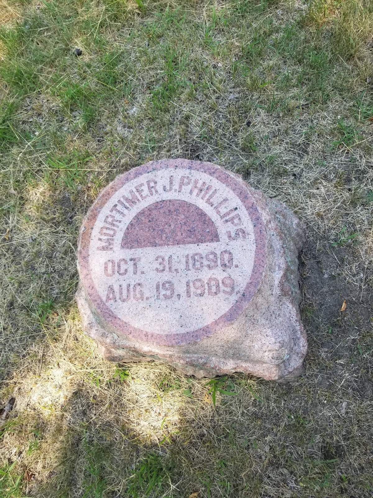 A Bewitching Guide to All Things Halloween Avondale Cemetery Flint