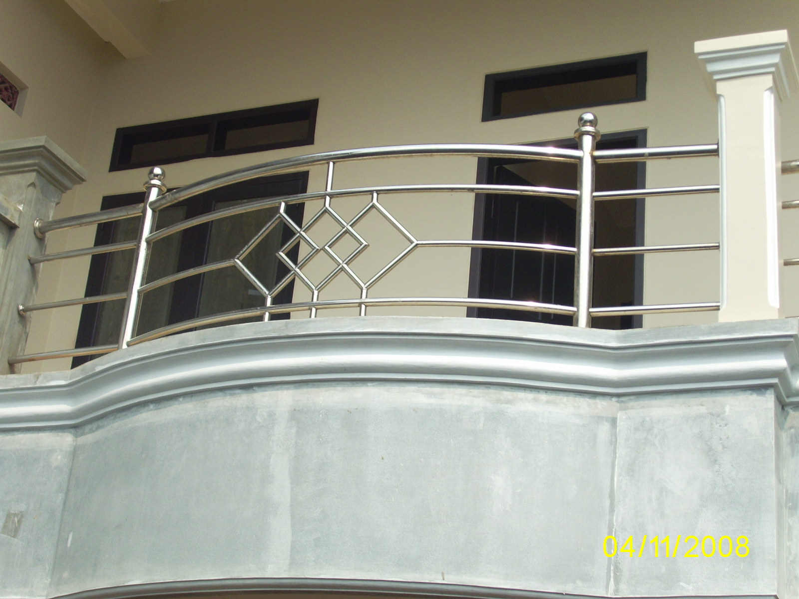 Kontraktor Pemagaran: Model Railing Tangga Stainless Steell