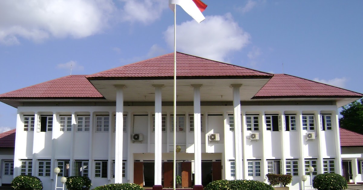 Sejarah Lembaga Peradilan Di Indonesia - Hanya Manusia Biasa