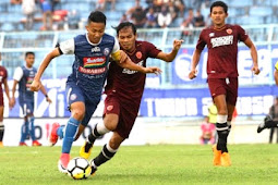 Arema FC Ditahan Imbang PSM di Malang 