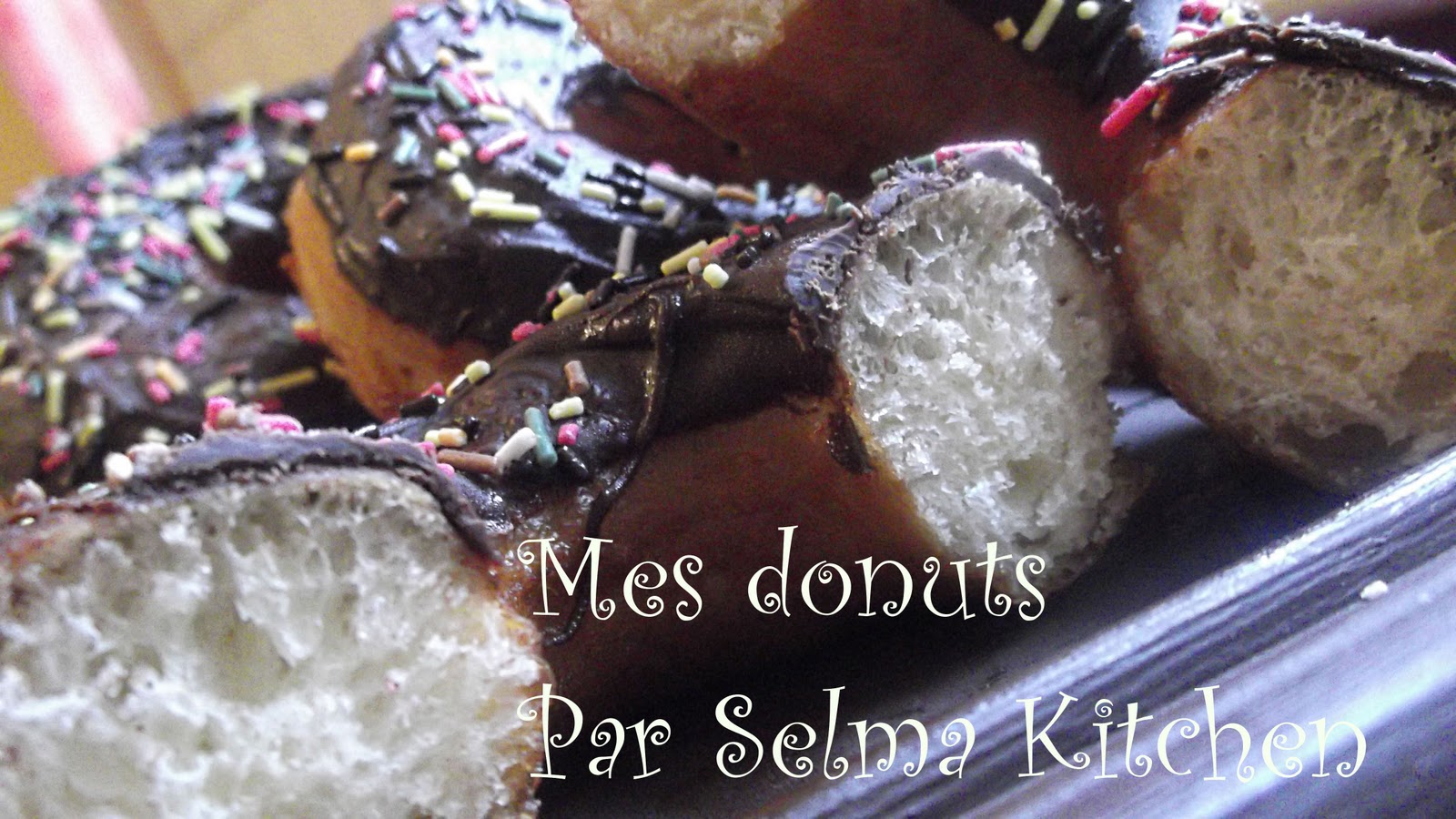 Selma Kitchen: Donuts extra moelleux. recette de donuts facile.