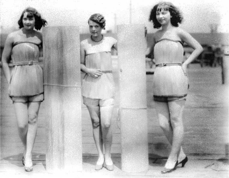 Interesting Vintage Photographs of Girls in Wooden Bathing Suits From ...