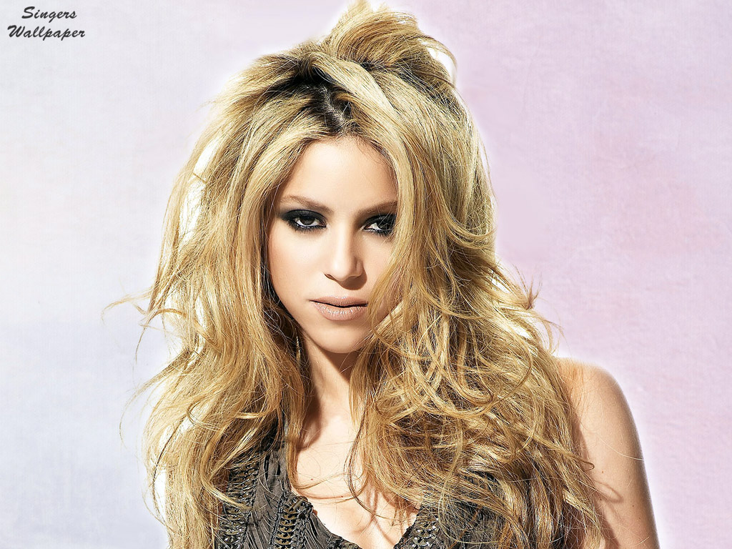 Singers Wallpaper: Shakira Wallpapers