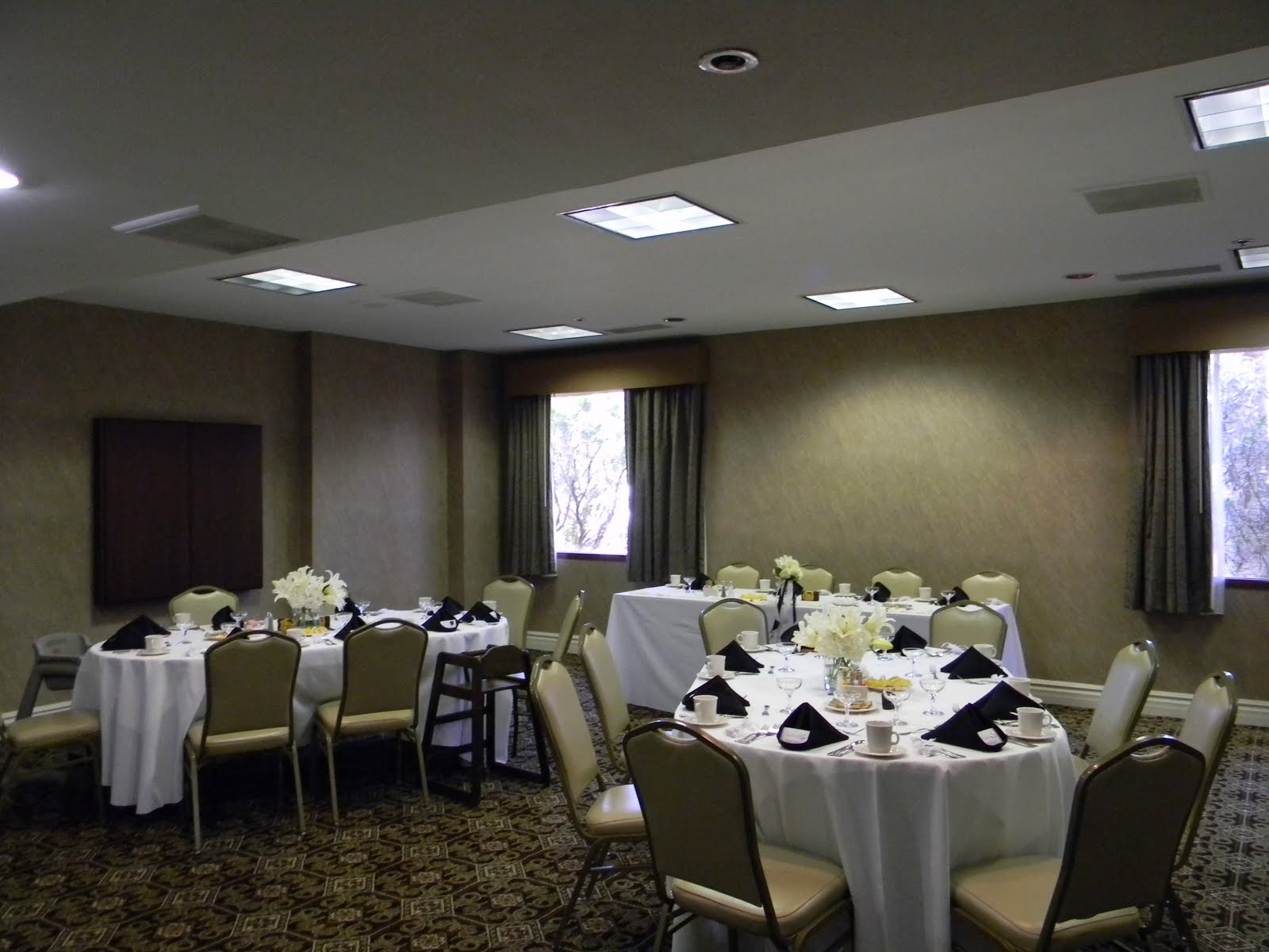 The Hilton Tucson East Wedding Reception Rooms