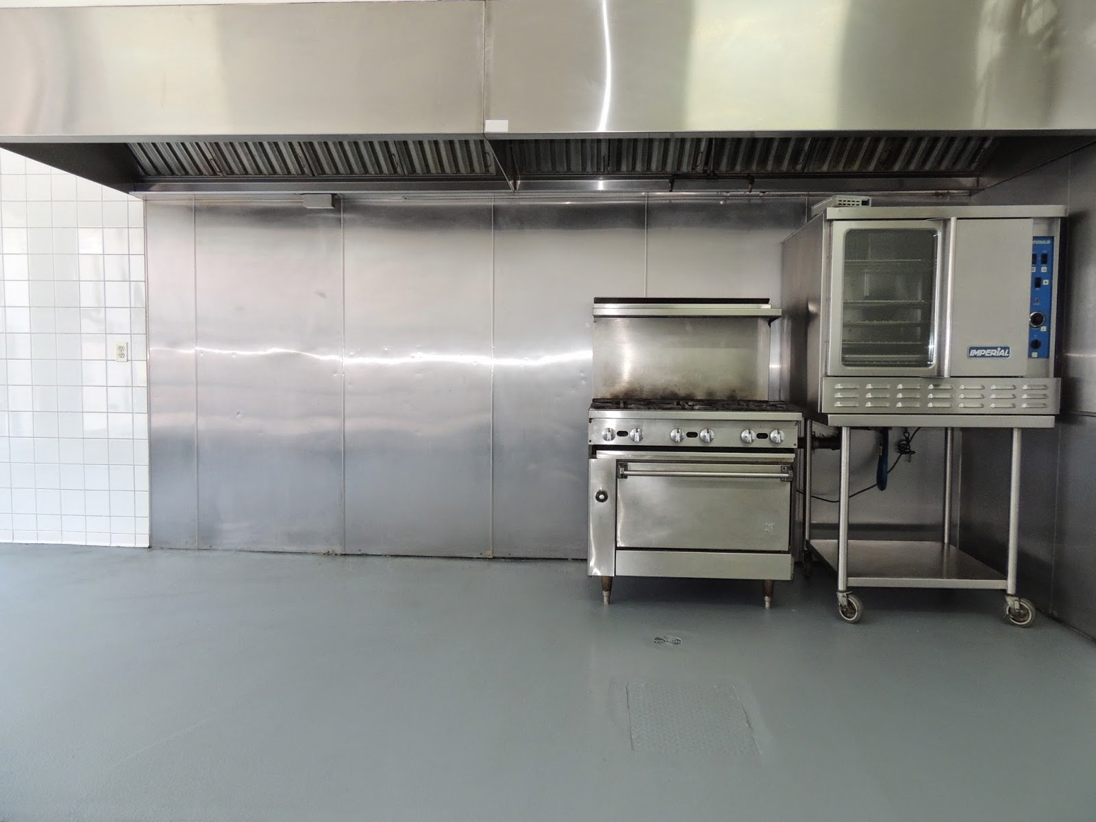 COMMERCIAL KITCHEN FOR RENT