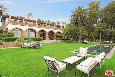 Check out the $400,000 a month Malibu mansion where Beyoncé is renting to bond with her new twins, Jay Z and Blue Ivy