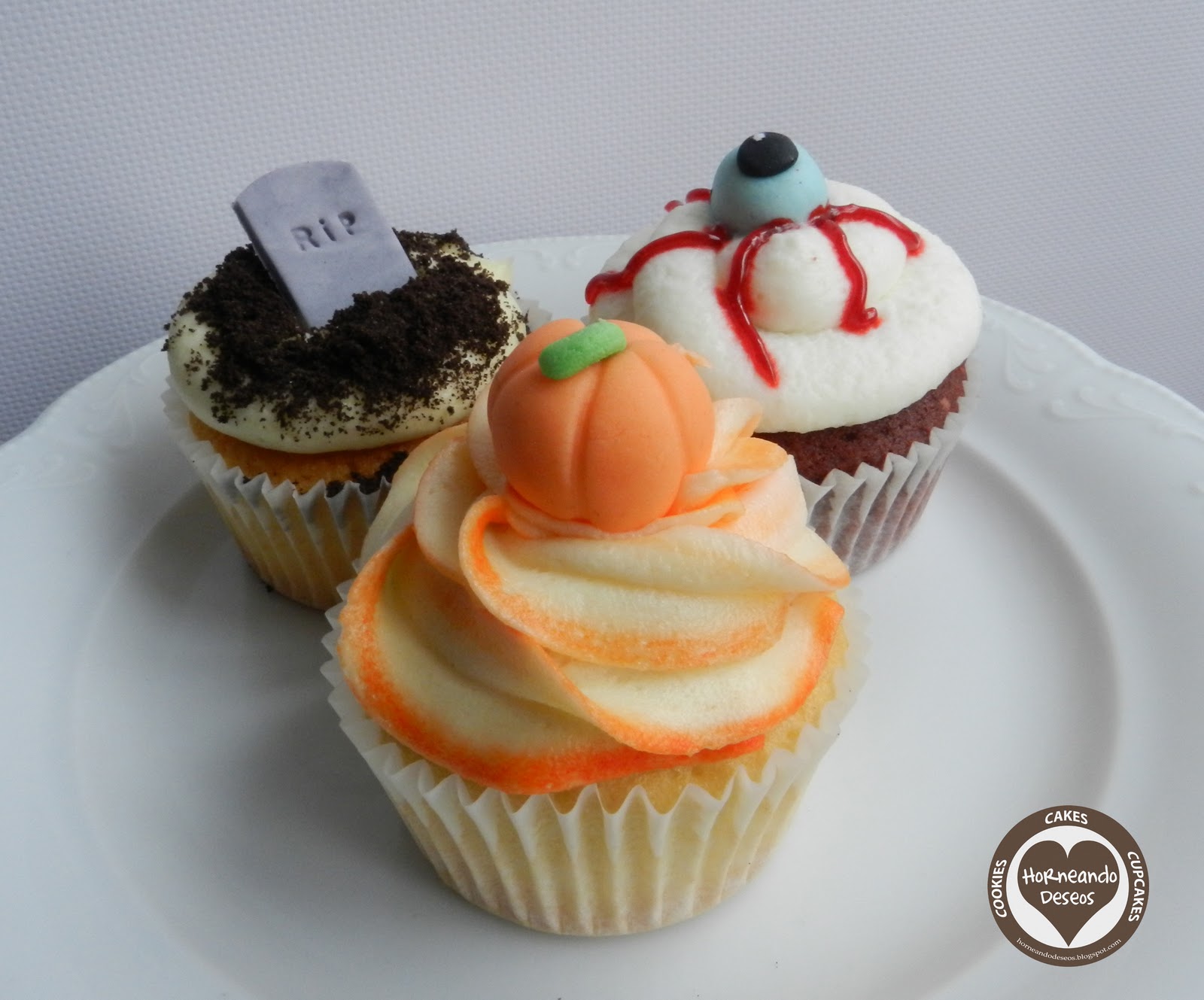 Fe ciega Etapa es inutil Cupcakes para Halloween y un premio - Horneando Deseos