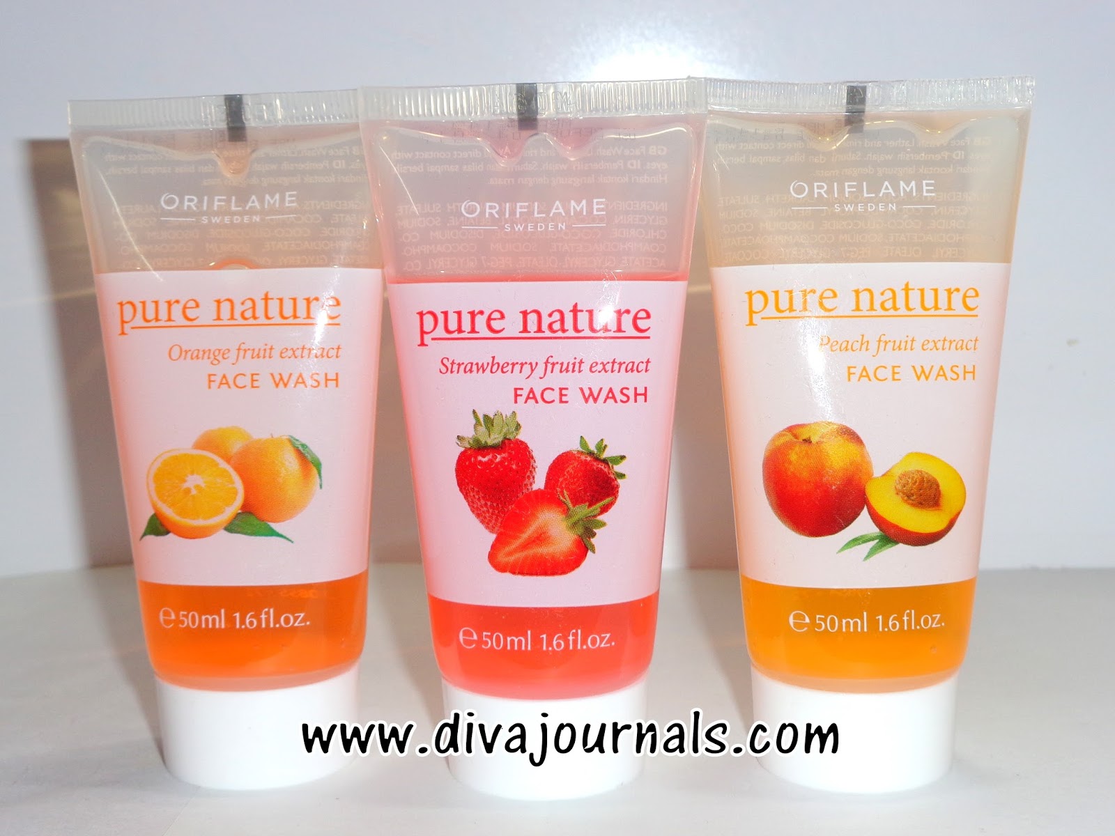 Oriflame Pure Nature PeachStrawberryOrange Fruit Extract Face wash