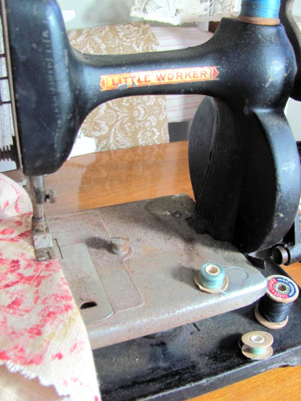 Antique "Little Worker" Sewing Machine