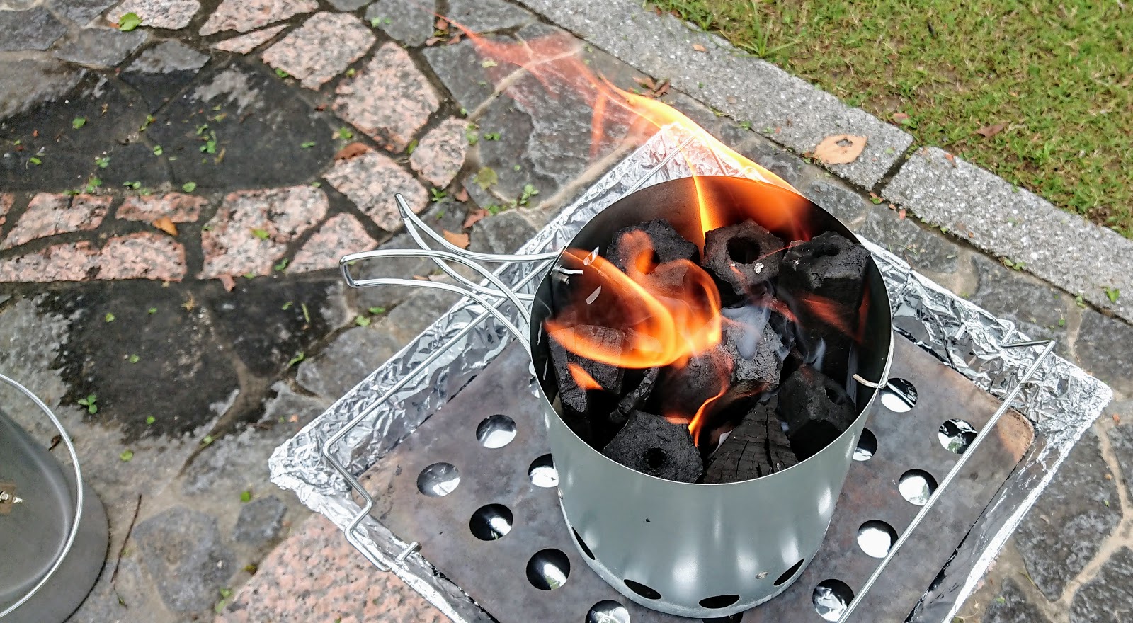 簡単な炭の着火方法 炭火起こし器 qの必須アイテム 父ちゃんの日々ログ