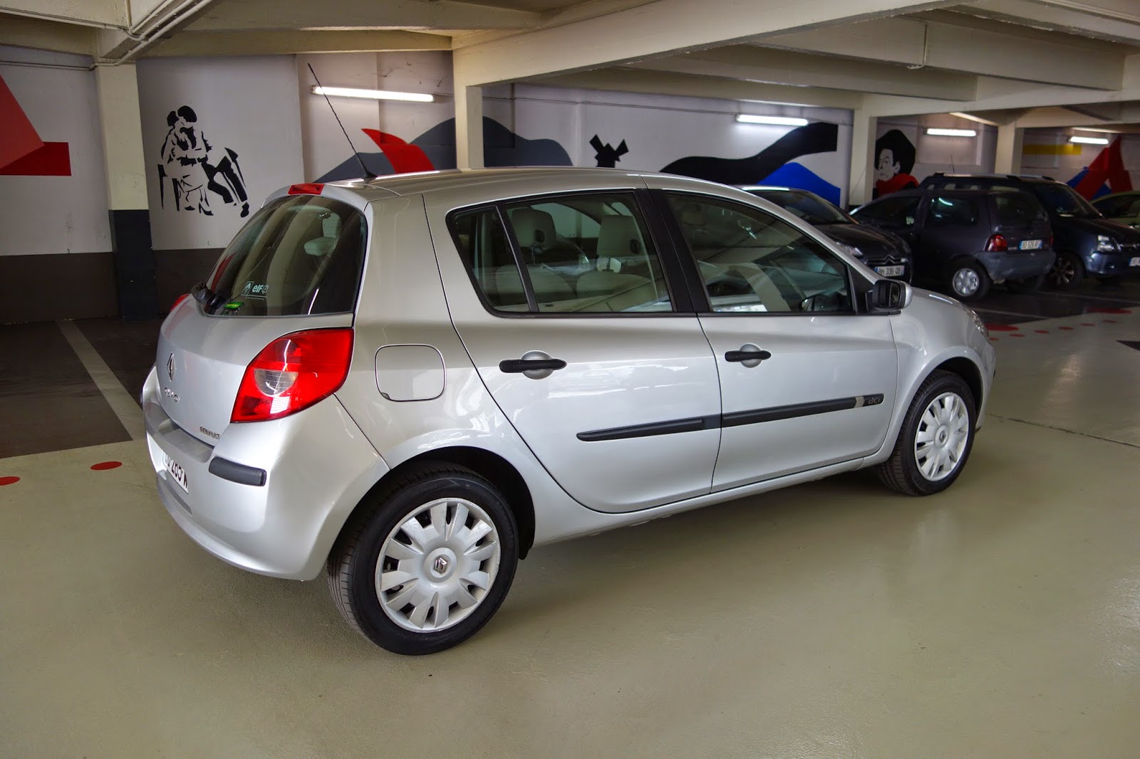 Autocoach DépôtVente Automobile Paris Renault Clio III 1.5L Dci 85ch