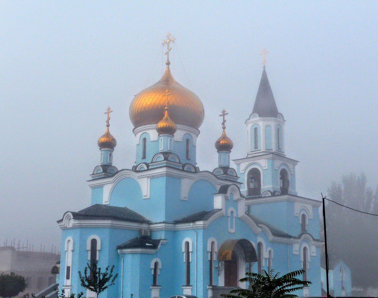 Авдеевка храм. Авдеевка. Храмы донецкой области. Город авдеевка днр церковь. Церковь в авдеевке марии магдалины фото.
