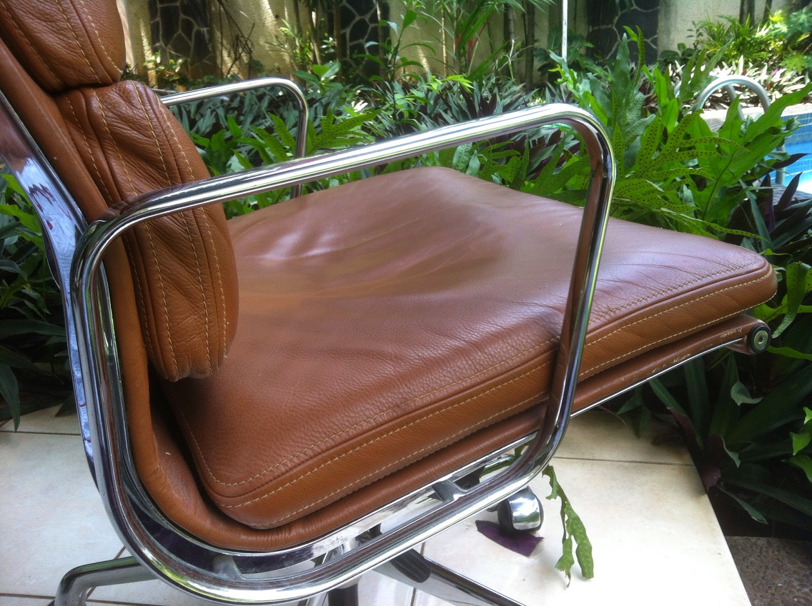 PC Parts and Accessories Eames Chair The Eames Softpad Executive Chair