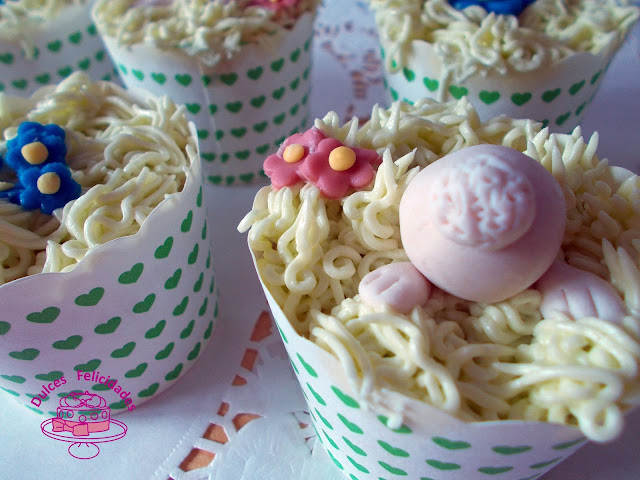 Cupcakes de manzana con conejito para Pascua