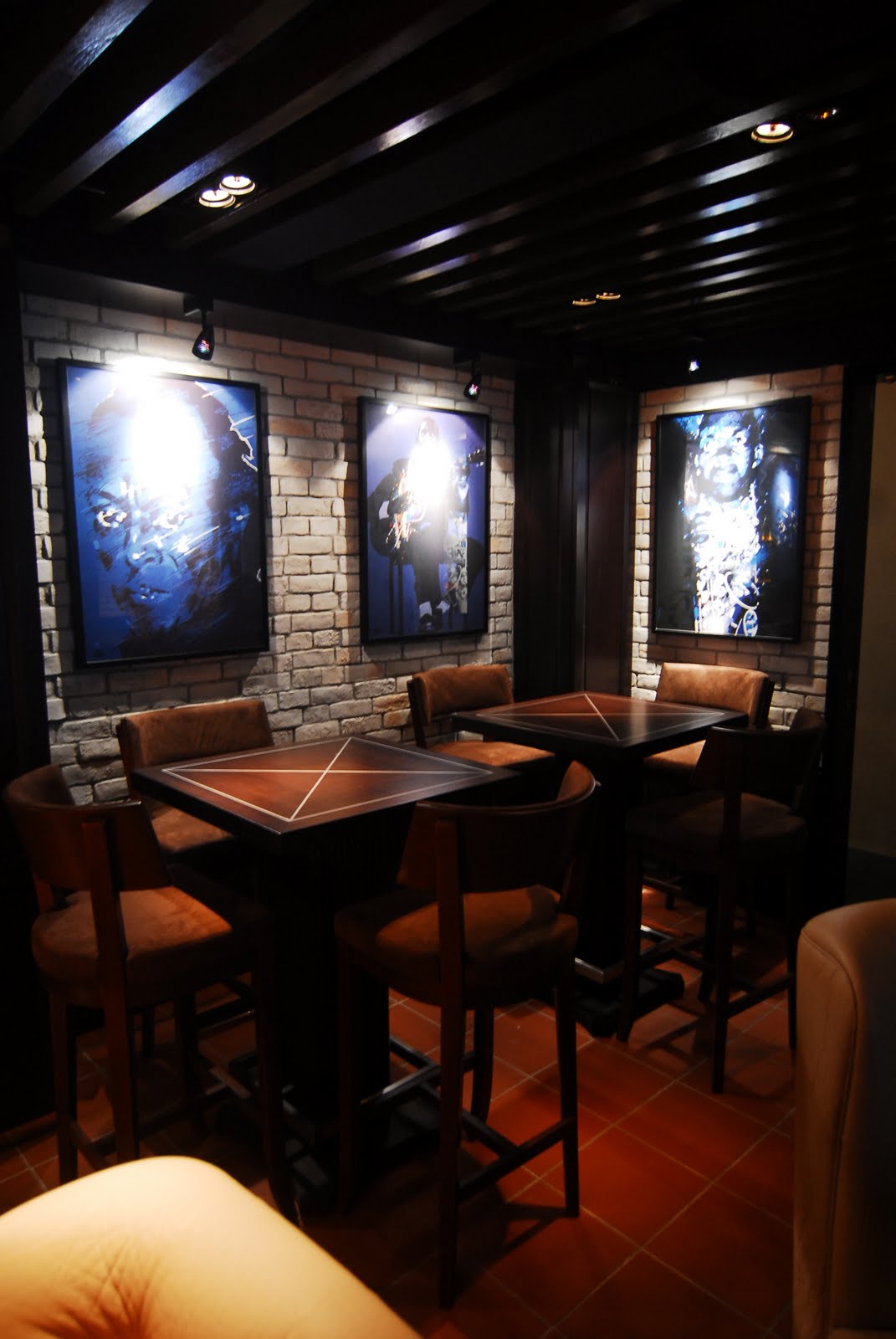 The Singapore Whisky Blog: Where to Drink: B28 (Basement 28)