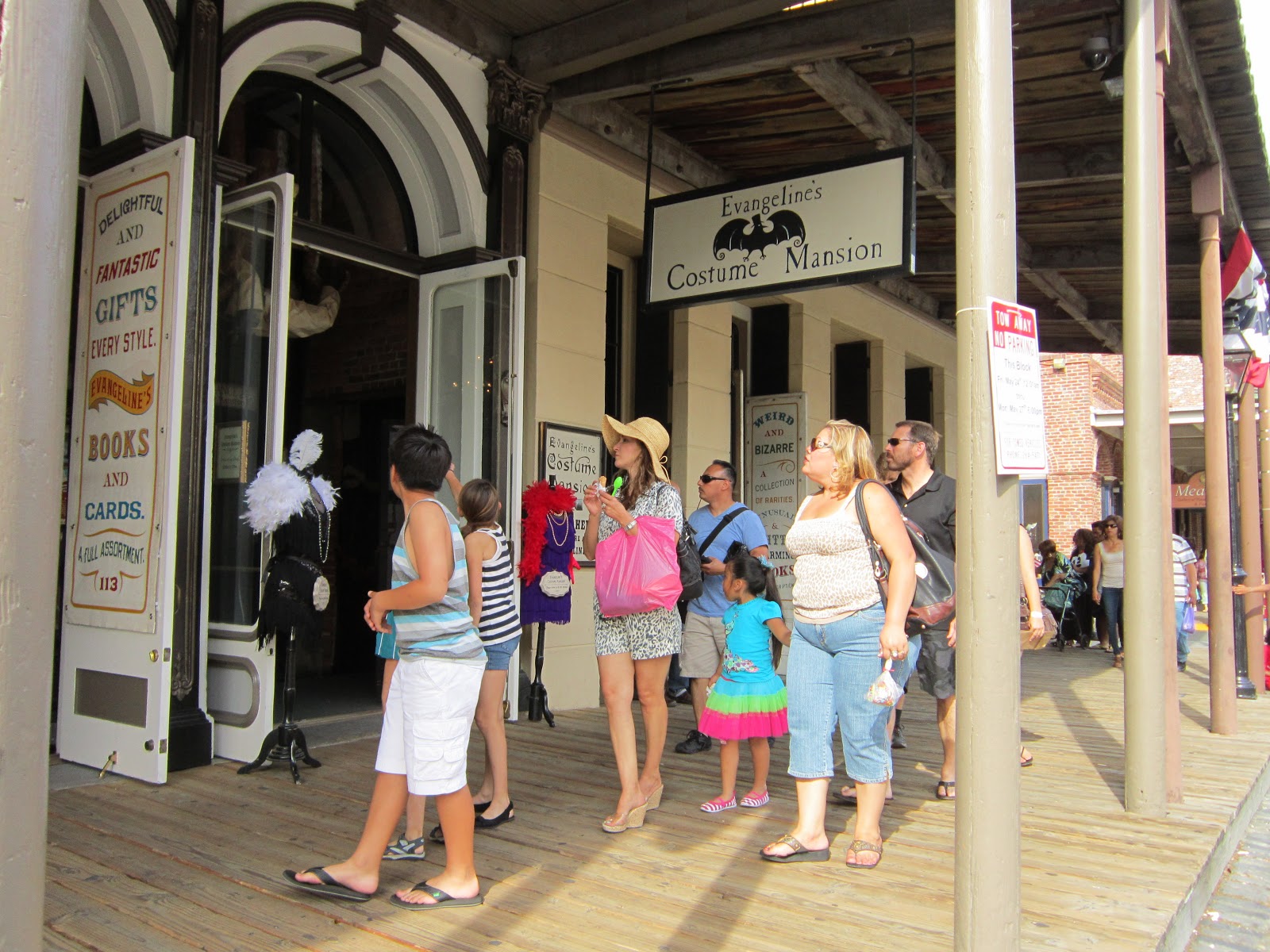 Toni's Vintage Trips Vintage Fashion & Costumes in Sacramento, CA