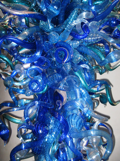 Azul de Medianoche Chandelier, 2010 chihuly