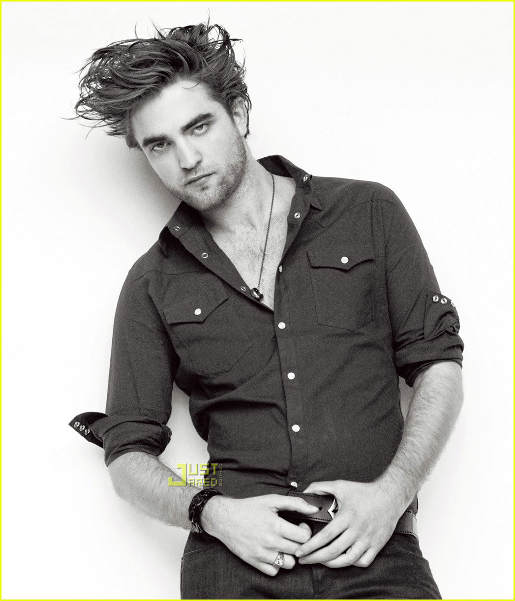 Robert Pattinson Hot