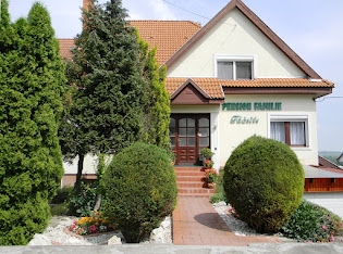 Fábsits GuestHouse (B&B)