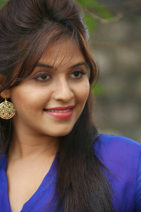 Anjali at Geethanjali press meet