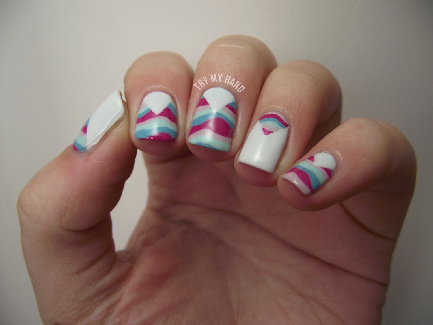 Try My Hand: Tutorial : Triangles (Alphabet Nail Art Challenge)