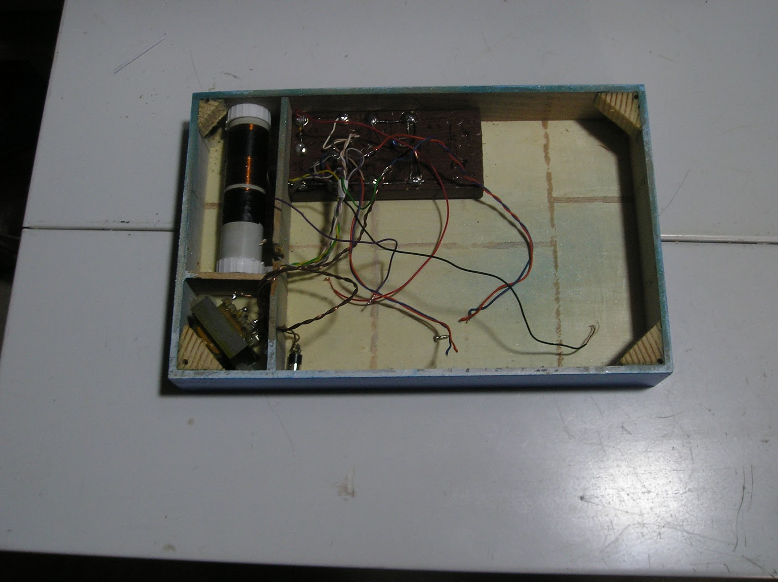 Radio antigua. Radio galena. Poste à galène. crystal radio. Radio