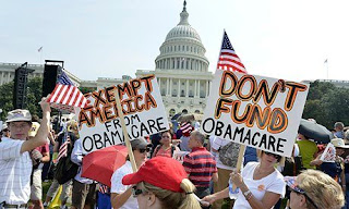 Διαδήλωση του Tea Party κατά της Οbamacare Διαδήλωση του Tea Party κατά της Οbamacare
