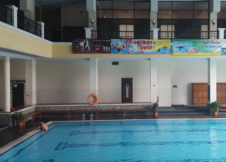 Daftar Lengkap Kolam  Renang  Indoor di Jakarta Ayo Berenang