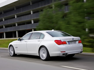 BMW 7-Series Car Pictures
